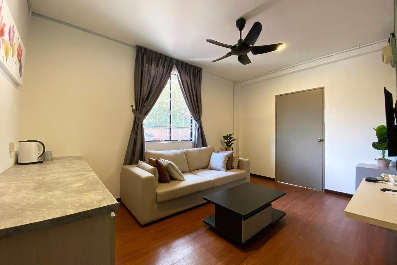 Hotel Oyo 89603 Treeline Urban Kota Kinabalu
