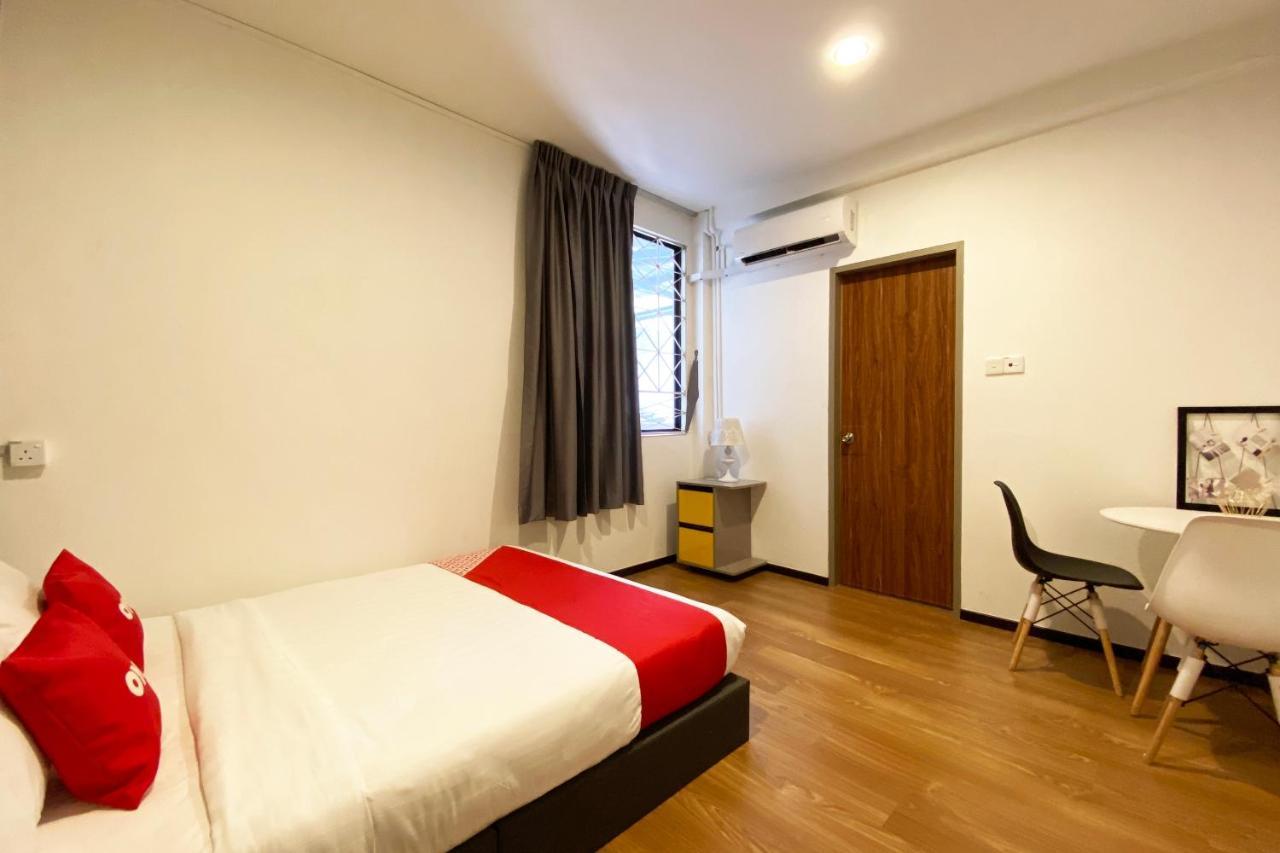 Oyo 89603 Treeline Urban Hotel