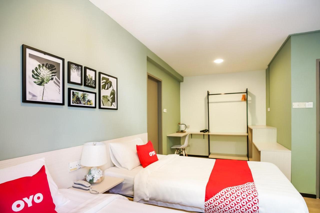 Hotel Oyo 89603 Treeline Urban