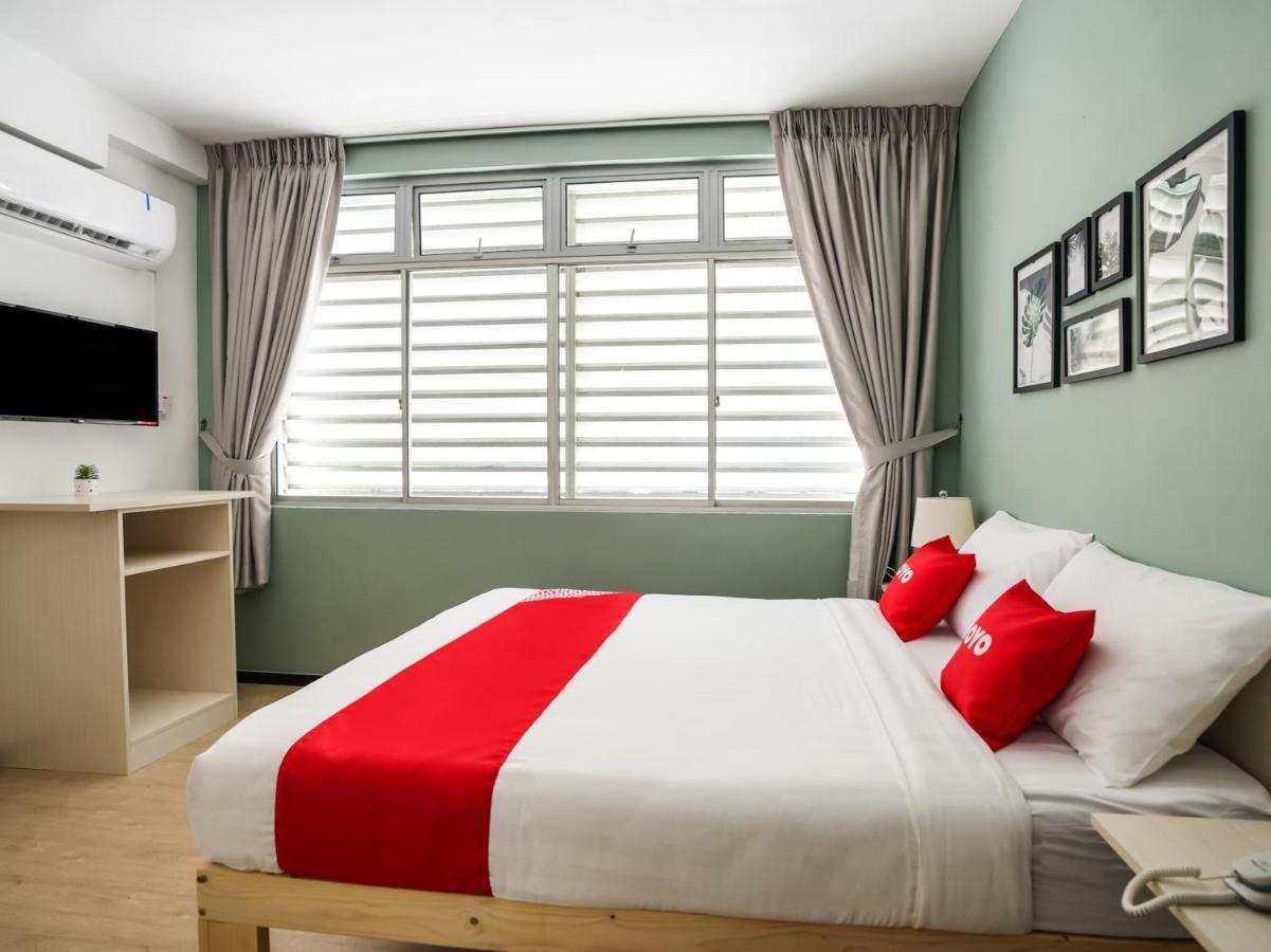 Hotel Oyo 89603 Treeline Urban