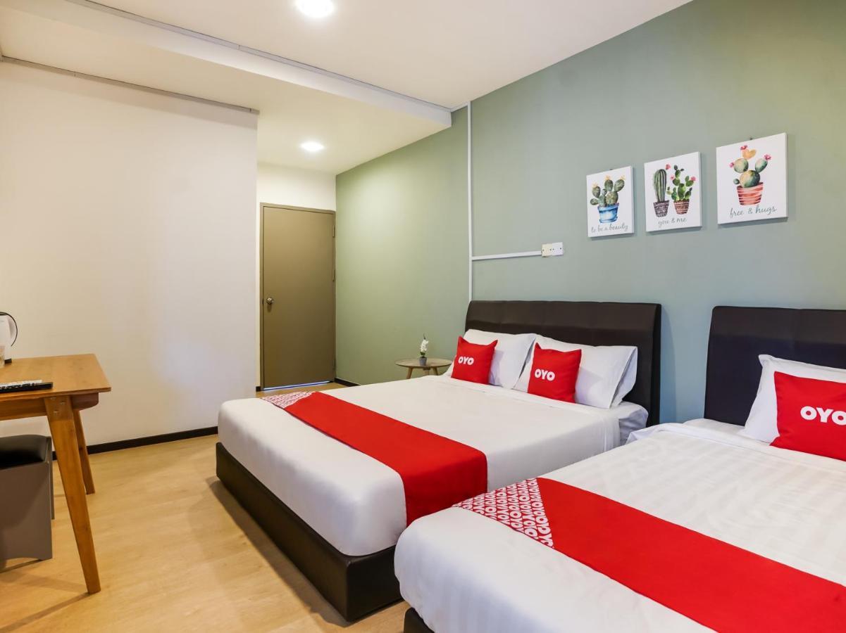 Oyo 89603 Treeline Urban Hotel Kota Kinabalu