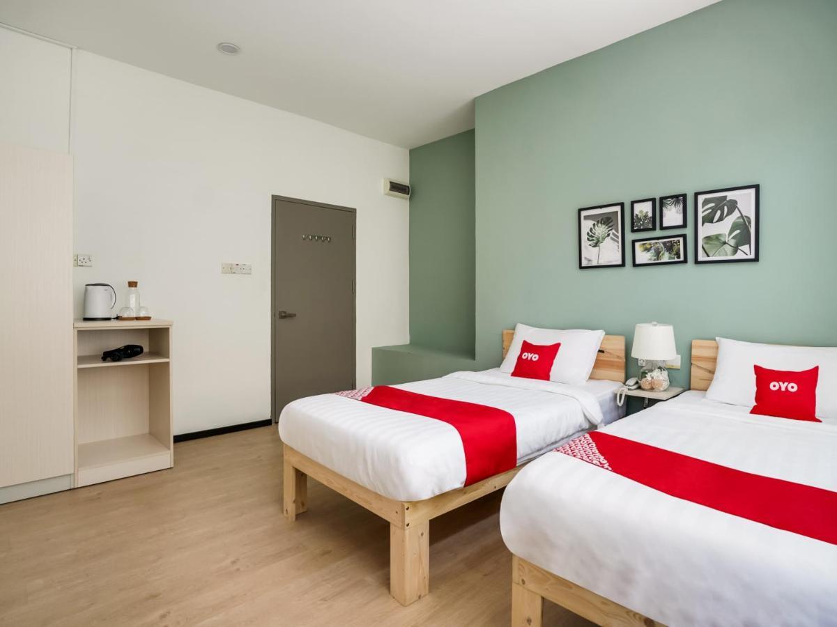 Hotel Oyo 89603 Treeline Urban 2*