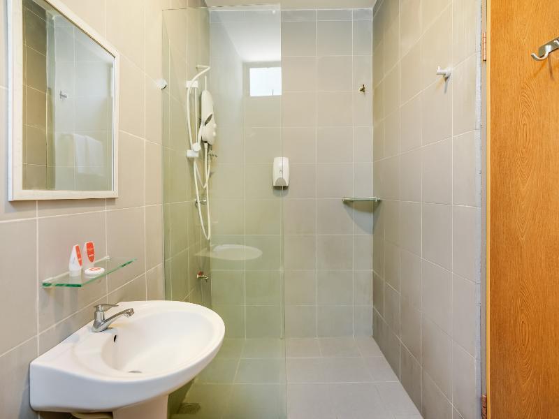 Oyo 89603 Treeline Urban Hotel 2*